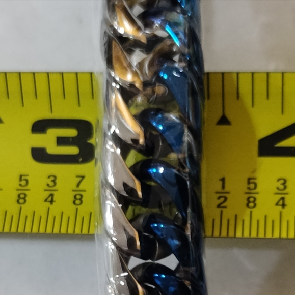 Invicta NWT Elements 2 Tone Blue/Silver Polished Bracelet - Picture 4 of 7